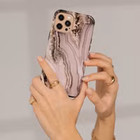 Burga Tough Back Cover für das Apple iPhone 15 Pro - Golden Taupe