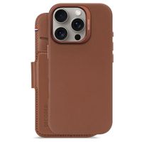 Decoded 2 in 1 Leather Klapphülle MagSafe Apple iPhone 16 Pro - Tan