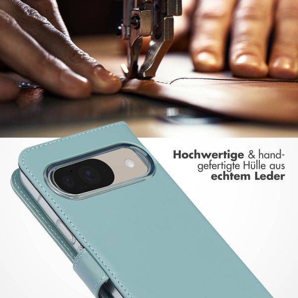 Selencia Echtleder Klapphülle Google Pixel 10 / 10 Pro - Hellblau