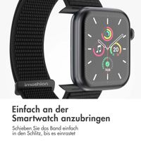 imoshion Nylon-Armband⁺ für die Apple Watch Series 1 bis 9 / SE (38/40/41 mm) | Series 10 (42 mm) - Schwarz