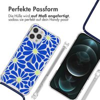 imoshion Design Hülle mit Band für das iPhone 12 (Pro) - Cobalt Blue Flowers Connect