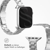 Selencia Slim Stahlgliederarmband für die Apple Watch Series 1 bis 9 / SE (38/40/41 mm) | Series 10 (42 mm) - Silber