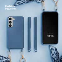 Selencia Back Cover mit Luxuriöser Handschlaufe Samsung Galaxy S22 - Blau