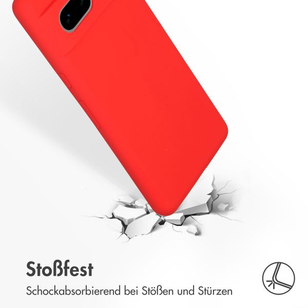 Accezz Liquid Silikoncase für das Google Pixel 7 - Rot