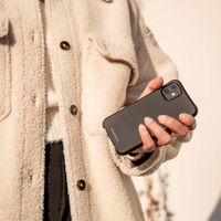 imoshion Color Backcover mit abtrennbarem Band Apple iPhone 12 Pro Max - Schwarz