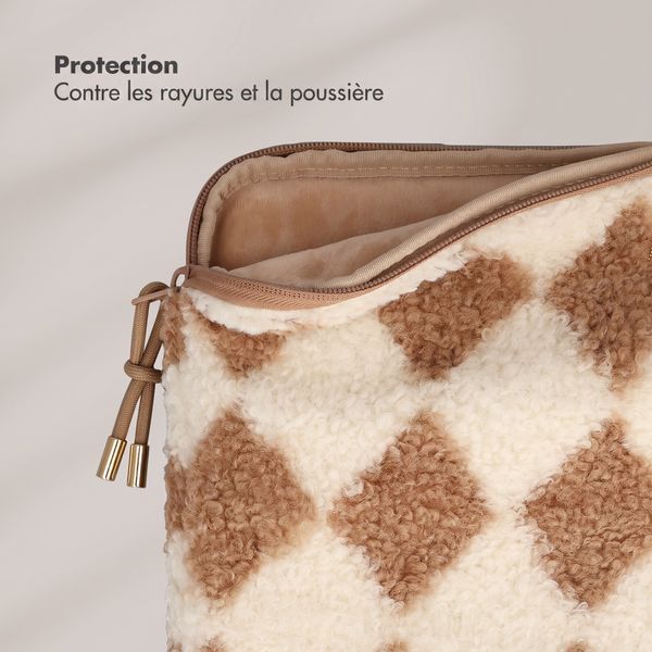 Selencia Teddy Laptop Hülle 15-16 Zoll - Laptop Sleeve - Checks