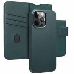 Accezz 2-in-1 Klapphülle aus Leder mit MagSafe für das iPhone 15 Pro Max - Cedar Green