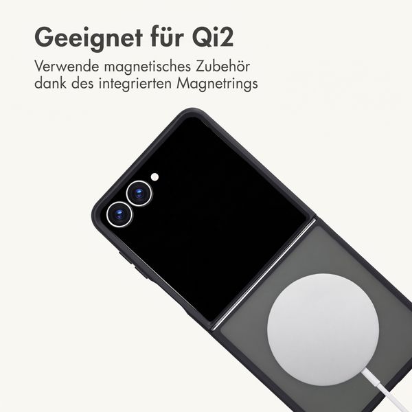imoshion Color Guard Back Cover mit MagSafe Samsung Galaxy Z Flip 8 - Schwarz