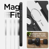 Spigen Tough Armor™ Case MagSafe für das Apple iPhone 14 - Schwarz