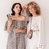 Dutchies Back Cover mit Kartenfach Apple iPhone 15 - Leo