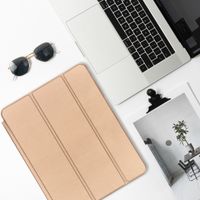 imoshion Luxus Klapphülle Apple iPad 6 (2018) 9.7 Zoll / iPad 5 (2017) 9.7 Zoll - Gold