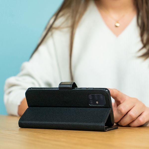 imoshion Luxuriöse Canvas-Klapphülle Samsung Galaxy S8 - Schwarz