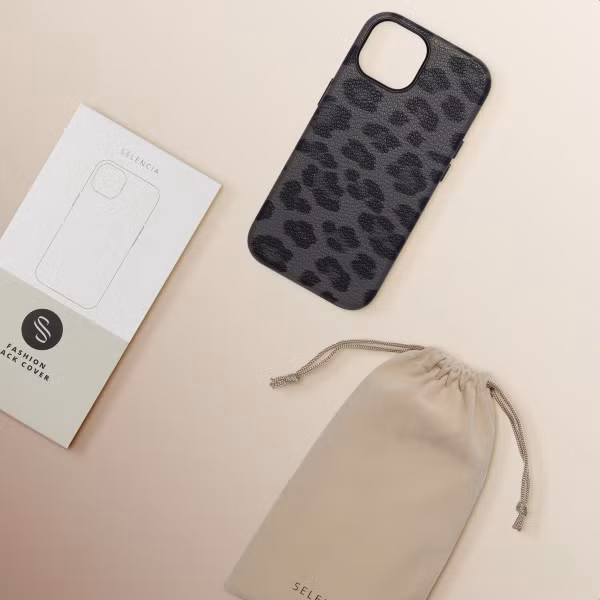 Selencia Sabi Backcover Leopardenmuster mit MagSafe Apple iPhone 15 - Midnight Black