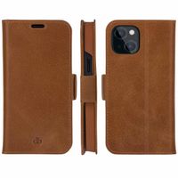 dbramante1928 Copenhagen Klapphülle für das Apple iPhone 13 - Braun