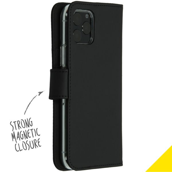 Accezz Wallet TPU Klapphülle Schwarz für das iPhone 11 Pro