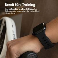 imoshion Active Sport Silikonarmband für die Apple Watch Series 1-9 / SE (38/40/41 mm) | Series 10 (42 mm) - Schwarz