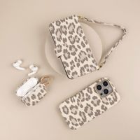 Selencia Sabi Backcover Leopardenmuster mit MagSafe Apple iPhone 16 Pro - Soft Ivory