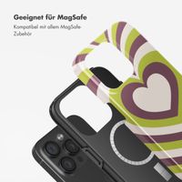 Selencia Vivid Tough Back Cover MagSafe für das iPhone 15 Pro - Double Hearts Plum Fern