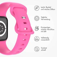 imoshion Silikonband⁺ für die Apple Watch Series 1 bis 9 / SE (38/40/41 mm) | Series 10 (42 mm) - Barbie Pink - Größe S/M