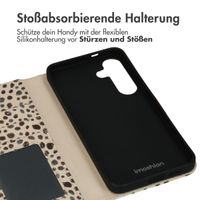 imoshion Design Klapphülle für das Samsung Galaxy S24 Plus - Black And White Dots