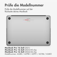 Selencia Cover mit Samtoberfläche Apple MacBook Pro 16 Zoll (2021 / 2023 M3 chip / 2024 M4 chip) - Beige