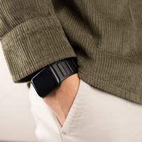Accezz Magnetisches Echtlederarmband für Apple Watch | 44/45/46/49 mm - Schwarz