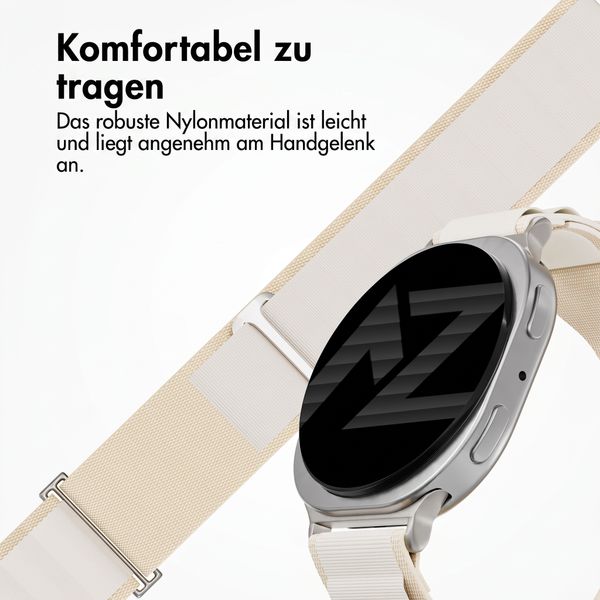 Accezz Nylon Alpine Armband für Samsung Galaxy Watch 9 (40/44mm) / Watch 8 (40/44mm) / Classic (46mm) - Polarstern