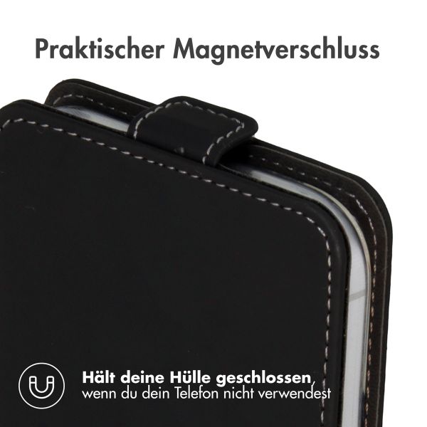 Accezz Flip Case für das iPhone 16 Plus - Schwarz