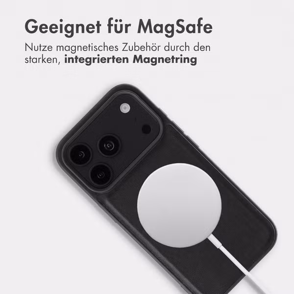 Accezz Backcover mit MagSafe Apple iPhone 18 Pro / 17 Pro - Schwarz