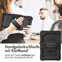 Accezz ﻿Robustes Back Cover mit Schultergurt für das Samsung Galaxy Tab A8 - Schwarz