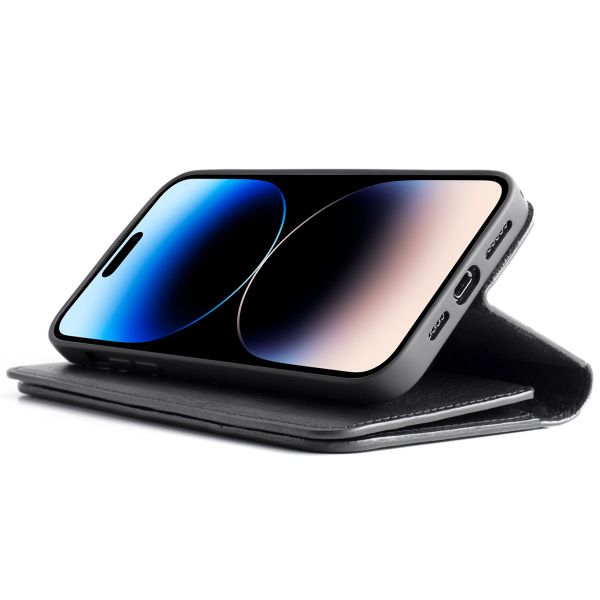 Wachikopa Multi Wallet Bookcase für das Apple iPhone 14 Pro - Black