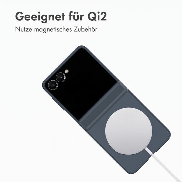Accezz Color Backcover mit MagSafe und Ringständer Samsung Galaxy Z Flip 8 - Dunkelblau