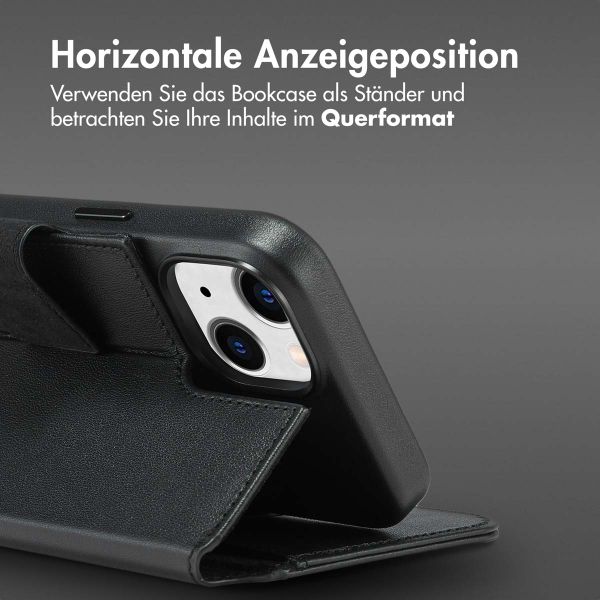 Accezz 2-in-1 Klapphülle aus Leder mit MagSafe für das iPhone 14 - Onyx Black