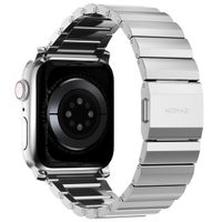 Nomad Magnetisches Stahlgliederarmband für das  Apple Watch Series 1 t/m 11 / SE / Ultra (44/45/46/49 mm) - Silver