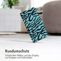 imoshion ﻿Design Klapphülle für das Apple iPhone SE (2022 / 2020) / 8 / 7 / 6(s) - Black Blue Stripes