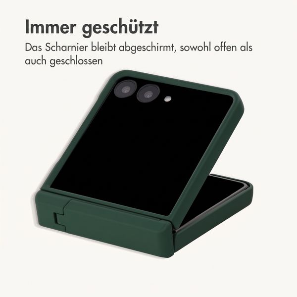 imoshion Color Backcover mit Ständer Samsung Galaxy Z Flip 8 - Dunkelgrün