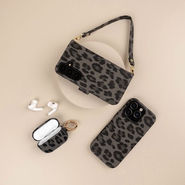 Selencia Sabi Backcover Leopardenmuster mit MagSafe Apple iPhone 17e / 16e - Midnight Black