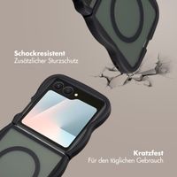 Selencia Wavy Backcover mit MagSafe Samsung Galaxy Z Flip 7 - Schwarz