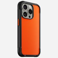 Nomad Rugged Case für das iPhone 15 Pro - Ultra Orange