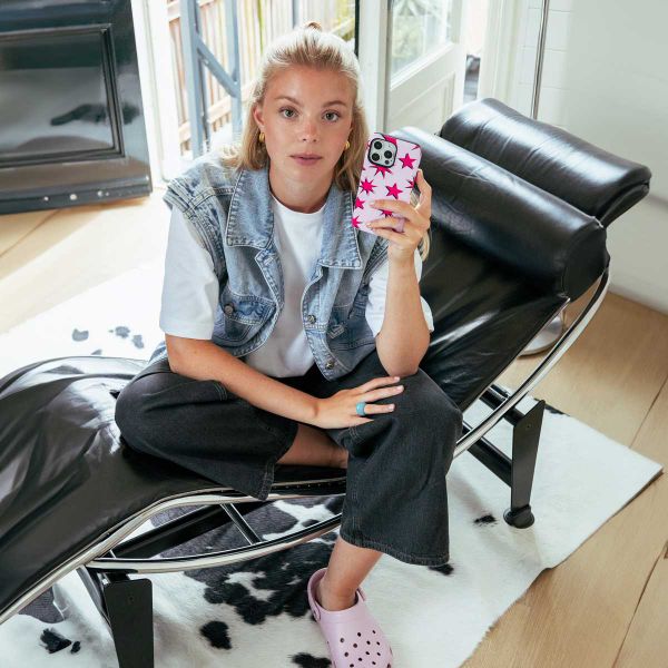 Selencia Vivid Rückabdeckung mit MagSafe iPhone 16 - Stars Rubine Red Light Pink
