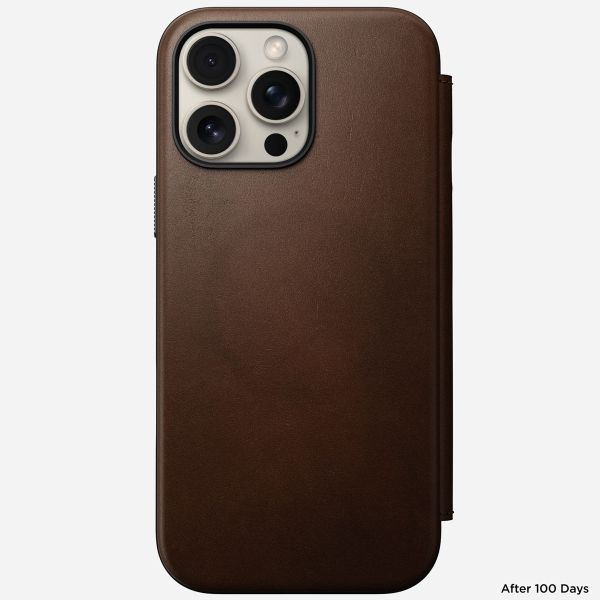 Nomad Modern Leather Folio Klapphülle für das iPhone 16 Pro Max - Brown