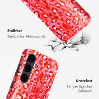 Selencia Vivid Tough Back Cover für das Samsung Galaxy S24 - Wild Spots Lipstick