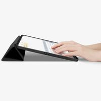 Spigen Urban Fit Klapphülle Apple iPad Pro 13 (2025) M5 / (2024) M4 - Schwarz