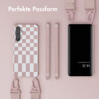 Selencia Silikonhülle design mit abnehmbarem Band für das Samsung Galaxy A54 (5G) - Irregular Check Sand Pink