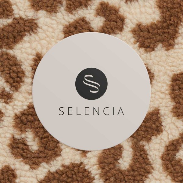 Selencia Teddy Laptop Hülle 13-14 Zoll - Laptop Sleeve - Vanilla Leopard