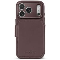 Decoded 2 in 1 Leather Klapphülle MagSafe Apple iPhone 18 Pro / 17 Pro - Chocolate Brown