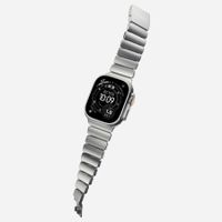 Nomad Stratos Armband für Apple Watch | 44/45/46/49 mm - Forest Green / Natural Titanium