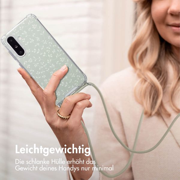 imoshion Design Hülle mit Band Samsung Galaxy A26 - Smoke Green Flowers