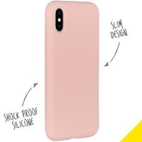 Accezz Liquid Silikoncase Rosa für das iPhone Xs / X