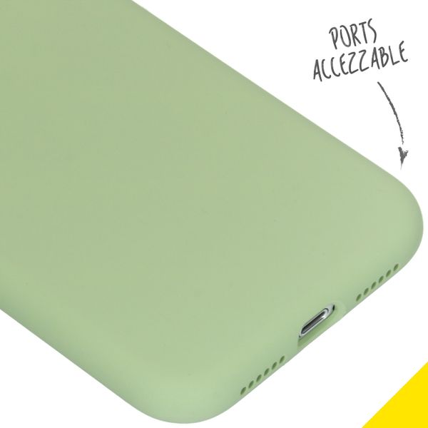 Accezz Liquid Silikoncase Grün für das iPhone Xr